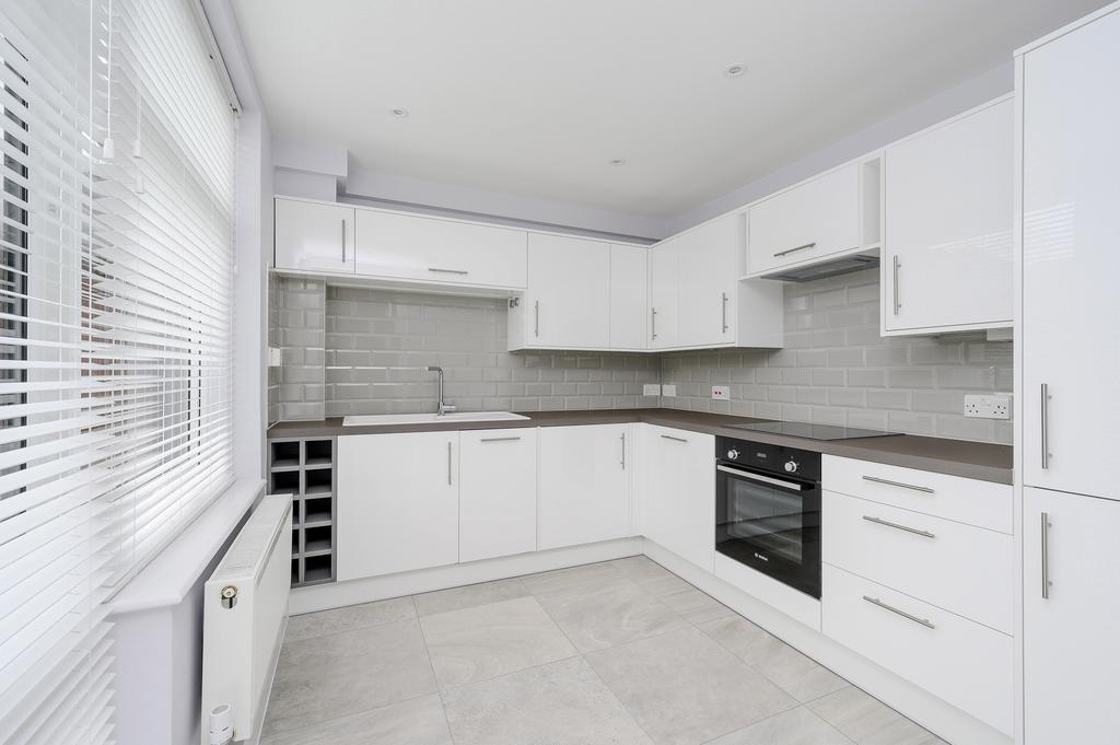7 Manningtree Close-