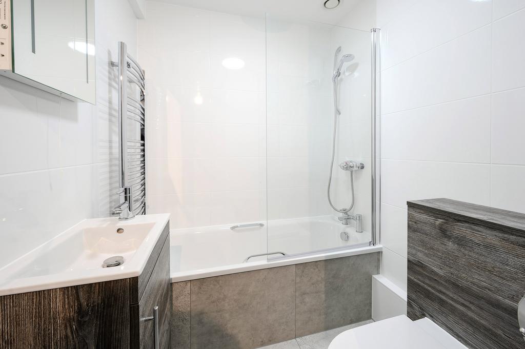 7 Manningtree Close-