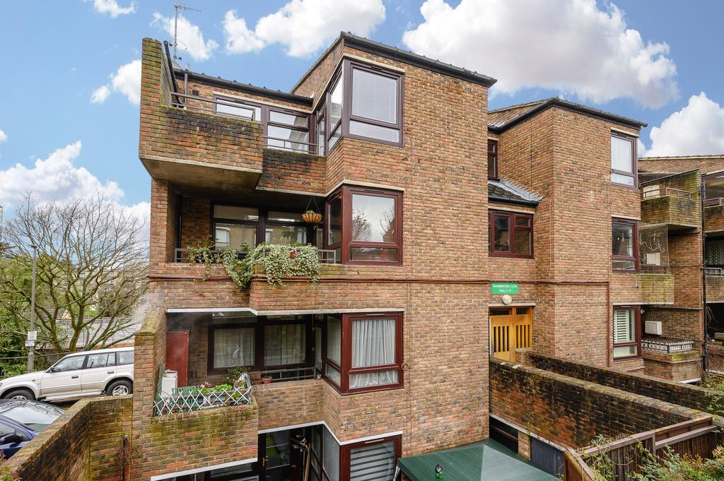 7 Manningtree Close-