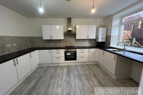 Clydach Road, Tonypandy, Rhondda Cynon Taff, CF40