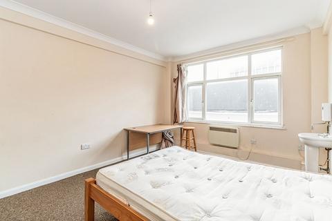 undefined, 20a Eden Street, Surrey KT1