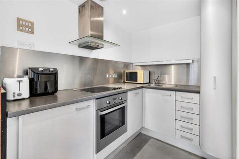 1 bedroom flat to rent, Great Suffolk Street, London SE1