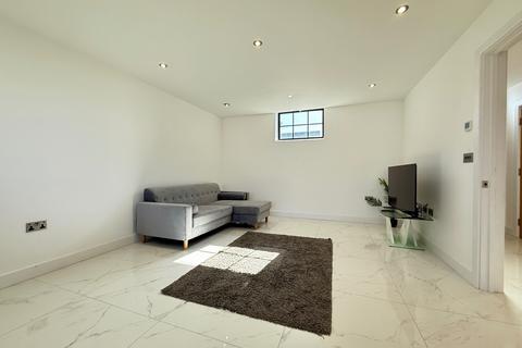 2 bedroom house for sale, Great Warley Street, Great Warley, Brentwood CM13
