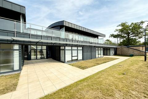 3 bedroom flat for sale - Great Warley Street, Great Warley, Brentwood CM13