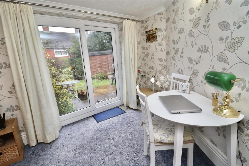 Garden room/sitting area