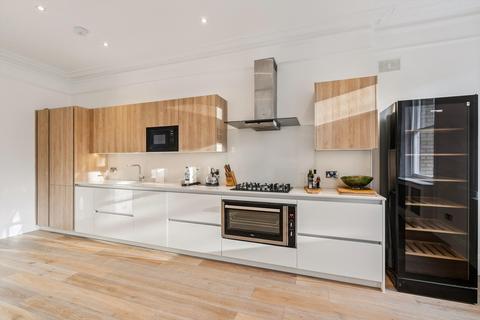 2 bedroom flat to rent, Wetherby Gardens, London, SW5