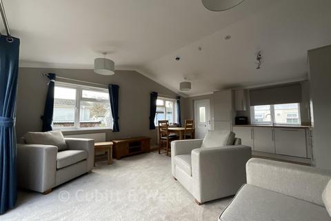 2 bedroom park home for sale, Durford Road, Petersfield, Hampshire