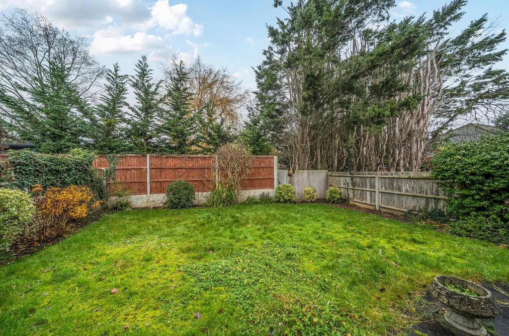 Davidson Frost-Wellings, DFW, Jellicoe Gardens, St