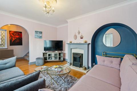 3 bedroom semi-detached house for sale, Thorney Mill Road, Iver SL0