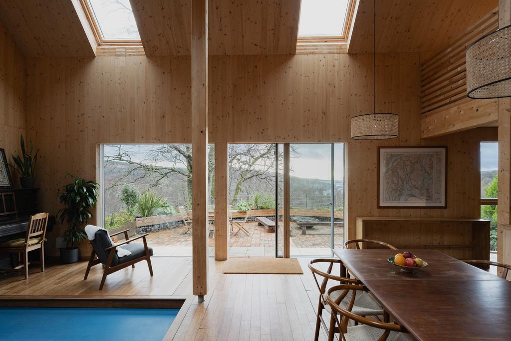 323733 - Doune Cottage, Garelochhead, Scotland ...