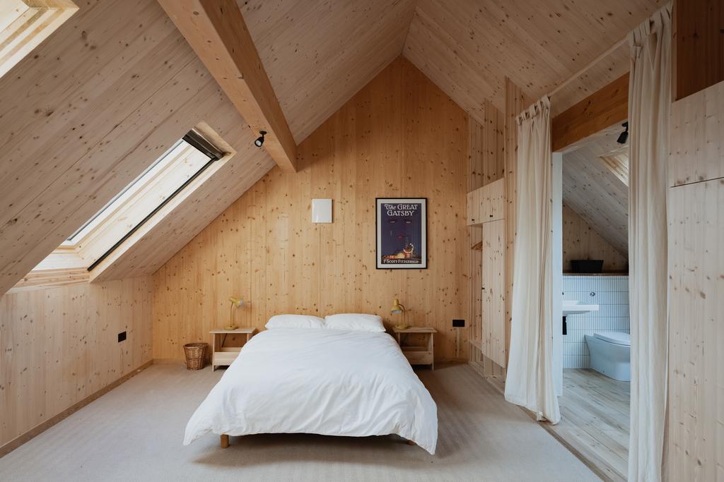 323758 - Doune Cottage, Garelochhead, Scotland ...
