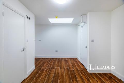 undefined, Reynolds Road, New Malden, KT3