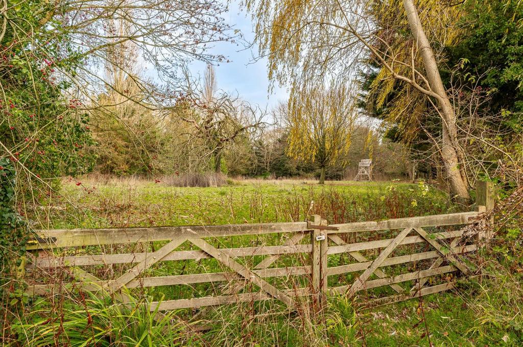 Vehicular Access To Grounds