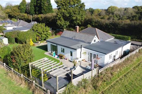 4 bedroom detached bungalow for sale, Fourteen Acre Lane, Three Oaks
