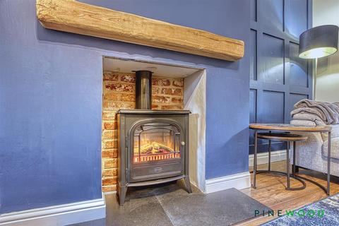 3 bedroom semi-detached house for sale, Bank Street, Chesterfield S43