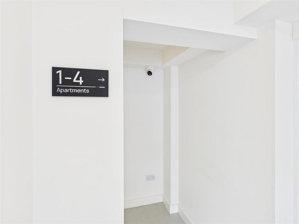 CAM04279 G0-PR0182-STILL057.jpg