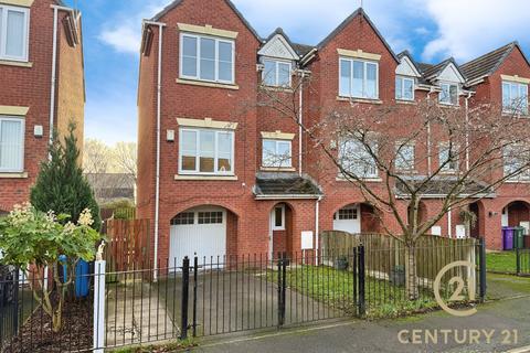 3 bedroom townhouse for sale, Hansby Drive, Hunts Cross, Liverpool, L24