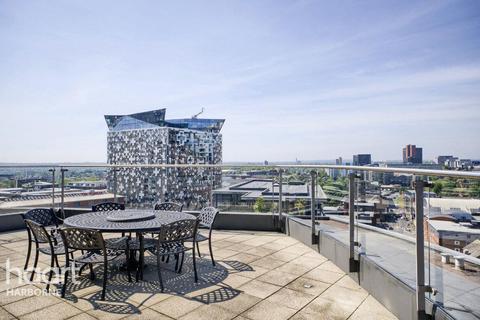 undefined, Breathtaking City Centre Penthouse