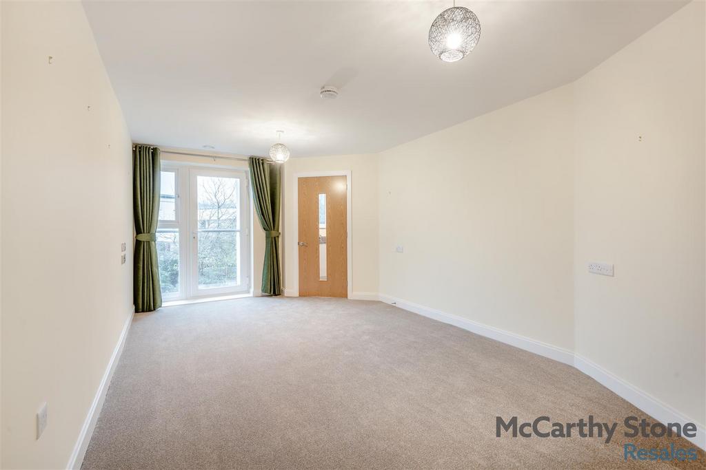 8672597-interior05.jpg