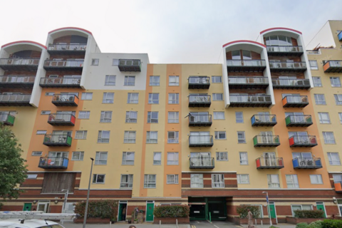 3 bedroom apartment to rent, Metcalfe Court, John Harrison Way, London, SE10