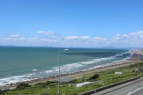 2 bedroom end of terrace house for sale, 1 Penrhiw, Llanaber, Barmouth, LL42 1AZ