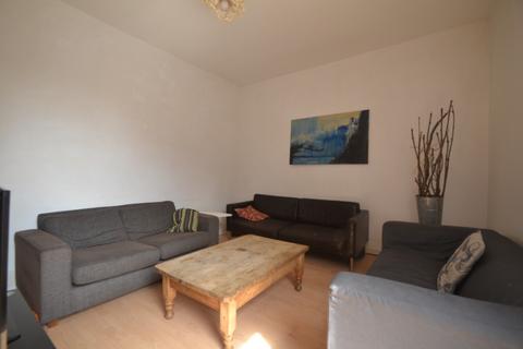 8 bedroom terraced house to rent, Wilmslow Road, Manchester M20