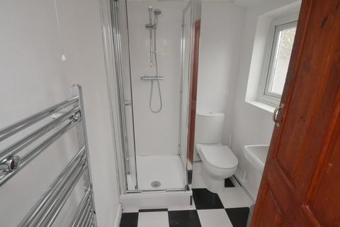 8 bedroom terraced house to rent, Wilmslow Road, Manchester M20