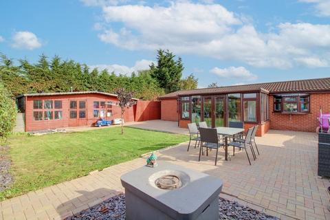 3 bedroom bungalow for sale, Elm Road, Pitsea, Basildon, Essex, SS13