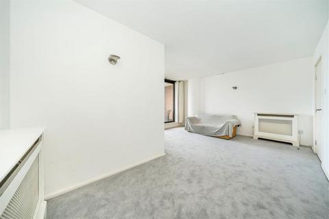 undefined, Cromwell Road, London SW7