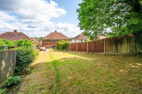 2 bedroom terraced house to rent, Westway, Guildford GU2