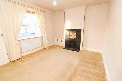 3 bedroom terraced house for sale, College Street, Higham Ferrers NN10