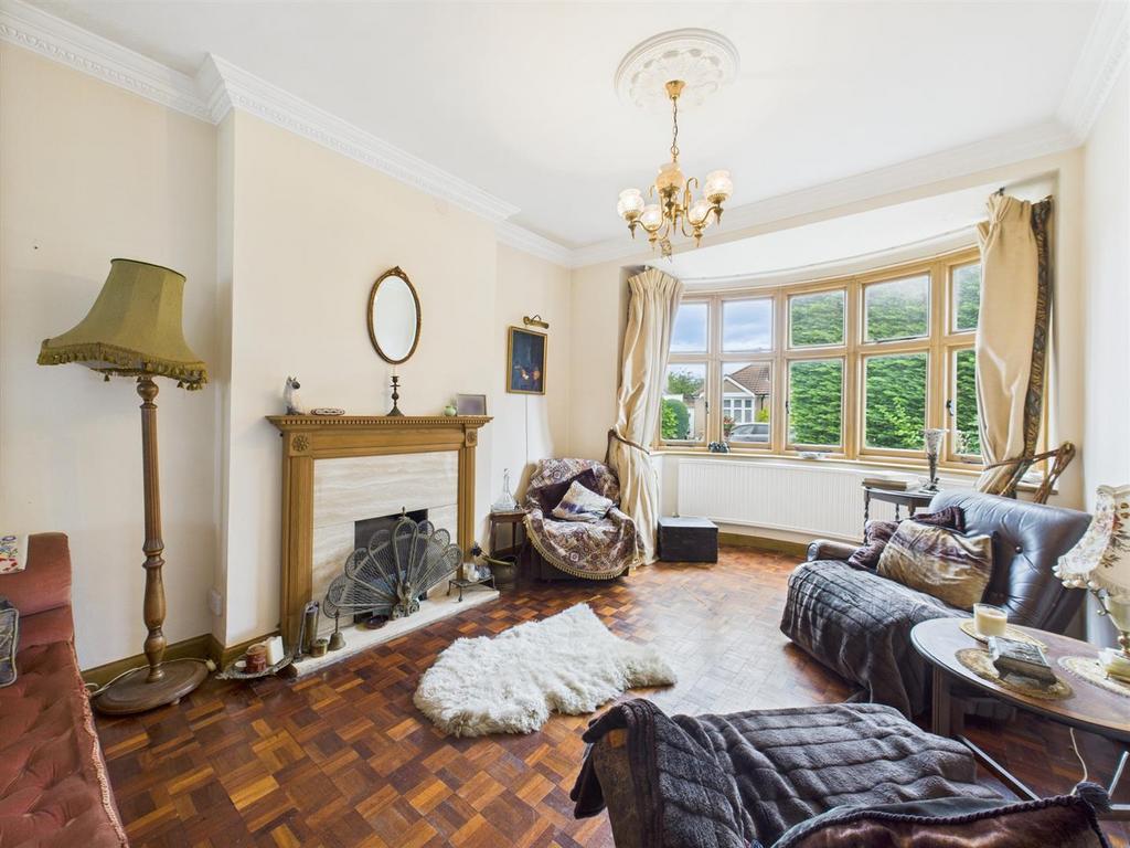 CAM05080 G0-PR0118-STILL007.jpg