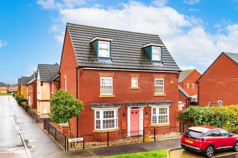 4 bedroom detached house for sale, Bow Road, Brooklands, MK10