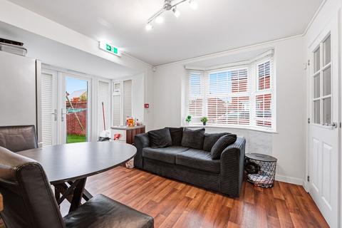 4 bedroom detached house for sale, Bow Road, Brooklands, MK10