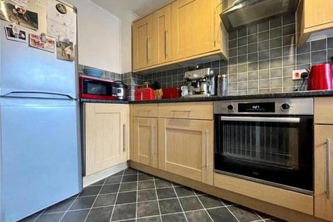 2 bedroom terraced house for sale, Goldfinch Road, Poole, Dorset, BH17