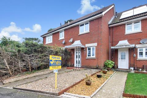 2 bedroom terraced house for sale, Goldfinch Road, Poole, Dorset, BH17