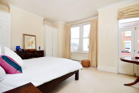 undefined, Munster Road, Munster Village, London, SW6