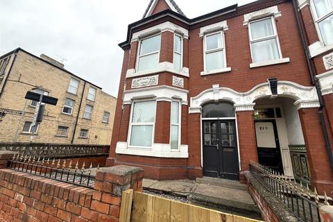 undefined, Holderness Road, Hull