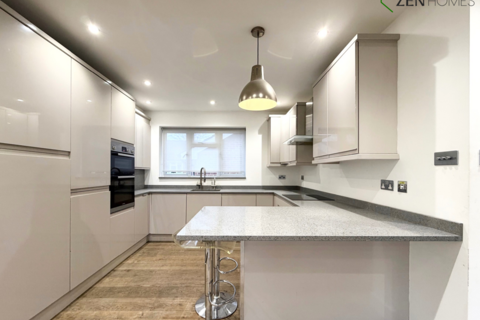 undefined, London N21