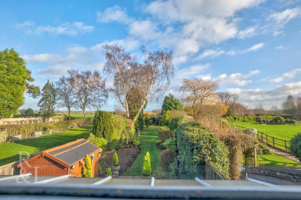 191 Acresford (29).jpg