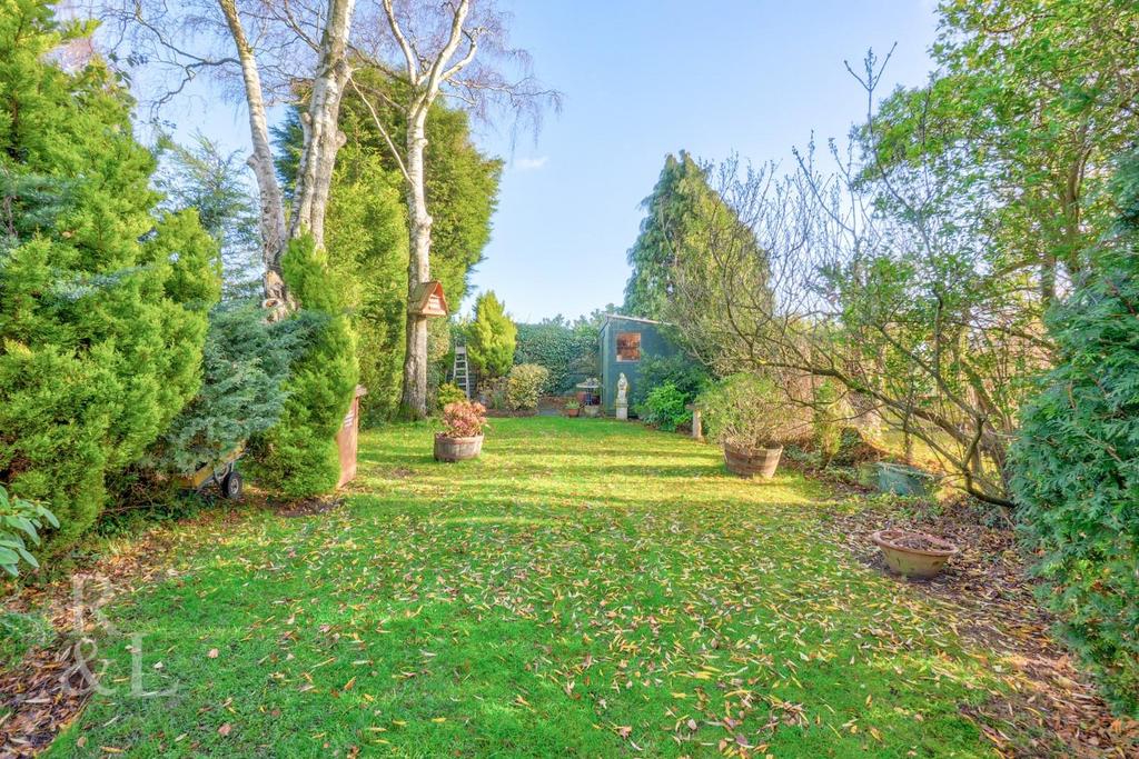 191 Acresford (6).jpg