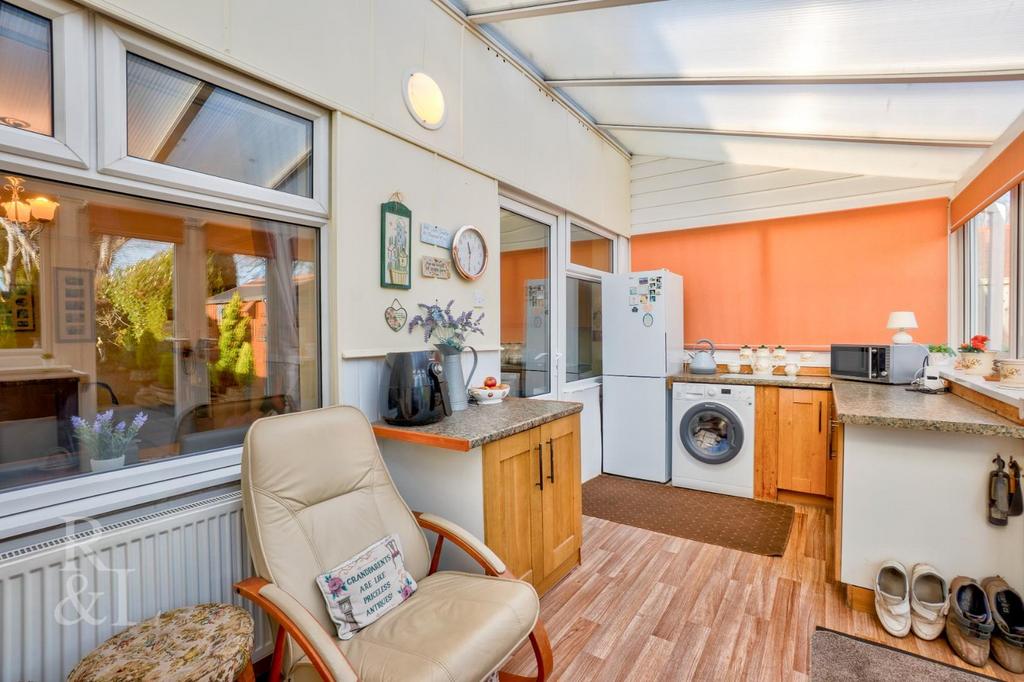 191 Acresford (13).jpg