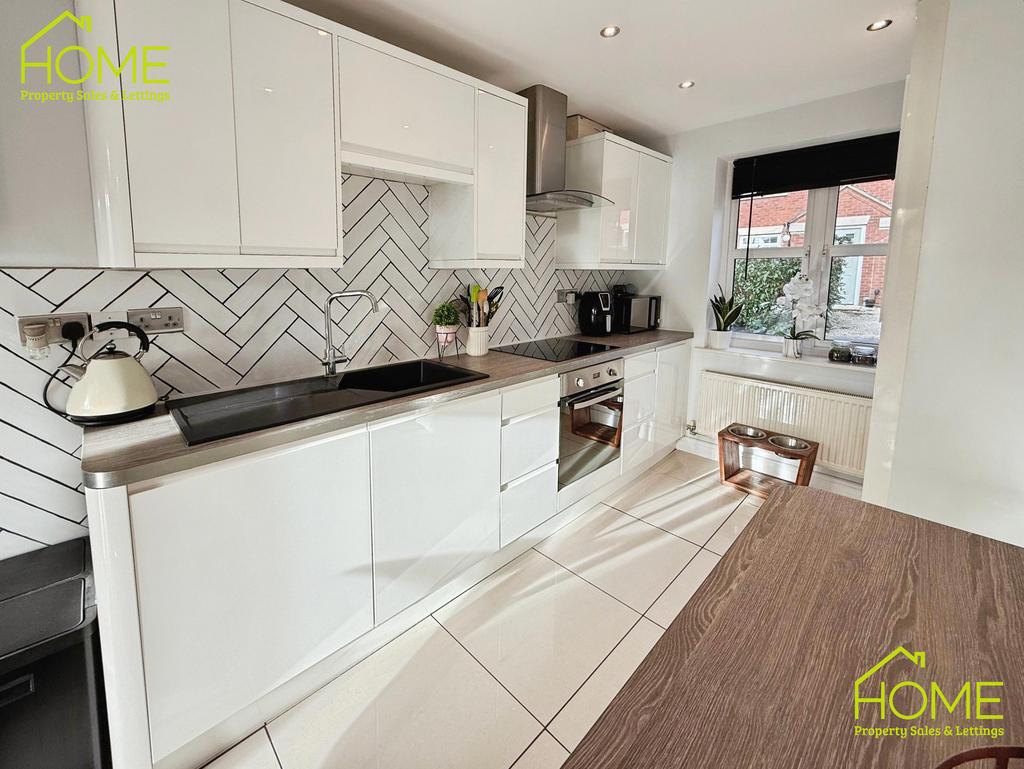 User edited photo-80826146 user-edited-46044604-57