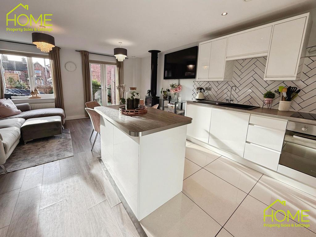 User edited photo-a0b09c45 user-edited-f4f81c58-e3