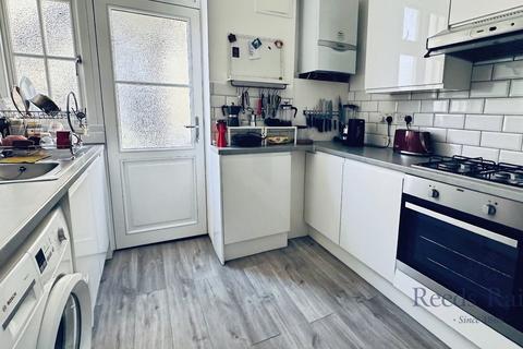 4 bedroom apartment for sale, New Cross Road, London SE14