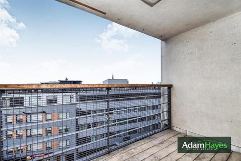 2 bedroom apartment to rent, Kingsway, North Finchley N12