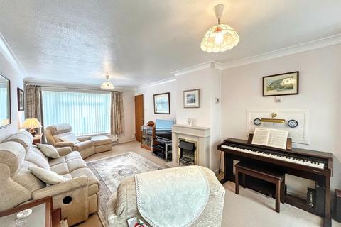 4 bedroom detached house for sale, Ruskin Avenue, Rogerstone, Newport