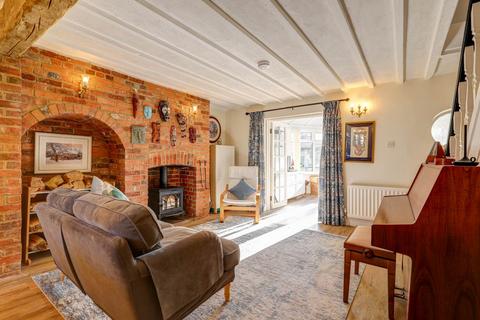 4 bedroom end of terrace house for sale, The Gardens, Shroton