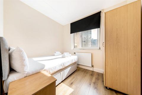 2 bedroom flat to rent, Sloane Avenue, SW3