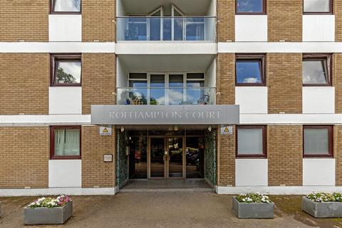 Flat 3, Roehampton Court, London